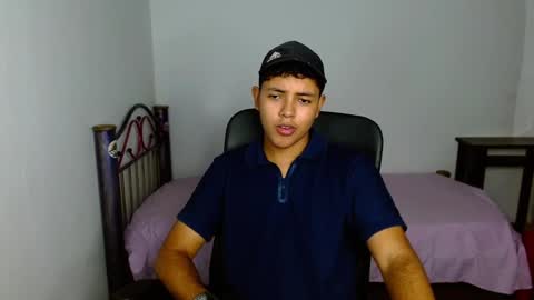 Snapshot of levii_7 chatting on 09.10.25      0600AM-1200PM - online show from 09.10.25