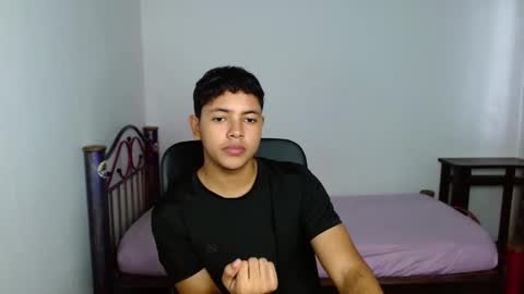 Snapshot of levii_7 chatting on 09.13.25      0600AM-1200PM - online show from 09.13.25