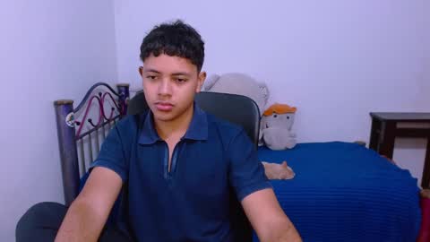 Snapshot of levii_7 chatting on 10.17.25      0600AM-1200PM - online show from 10.17.25