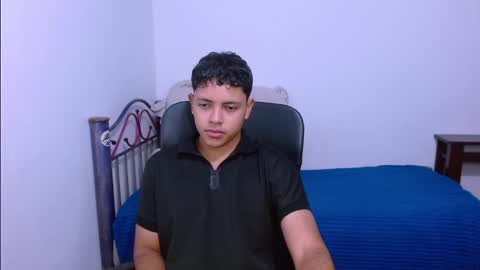 Snapshot of levii_7 chatting on 10.20.25      0600AM-1200PM - online show from 10.20.25