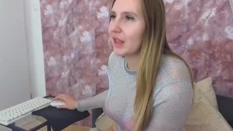 Snapshot of lexi_u_ chatting on 01.19.25 LEXXY online show from 01.19.25