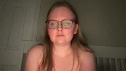 Snapshot of lexielilacs chatting on 12.08.24 lexie online show from 12.08.24