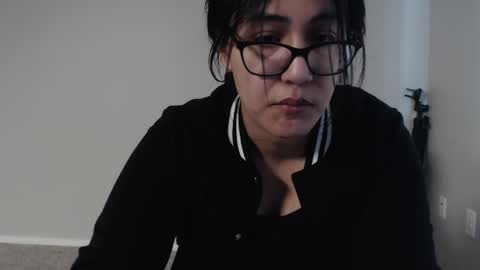 Snapshot of lexyvalentine chatting on 11.14.25 Mai online show from 11.14.25