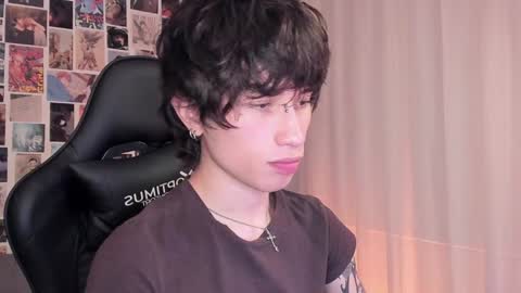 Snapshot of liamelf chatting on 12.31.24 Liam online show from 12.31.24