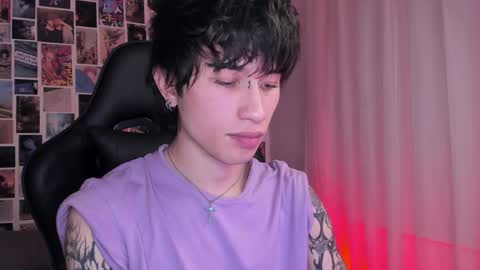 Snapshot of liamelf chatting on 01.24.25 Liam online show from 01.24.25