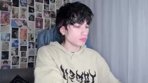 Snapshot of liamelf chatting on 09.17.25 Liam online show from 09.17.25