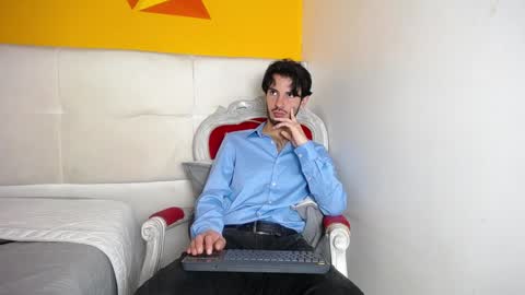 LiamLuxe online show from 01.08.25