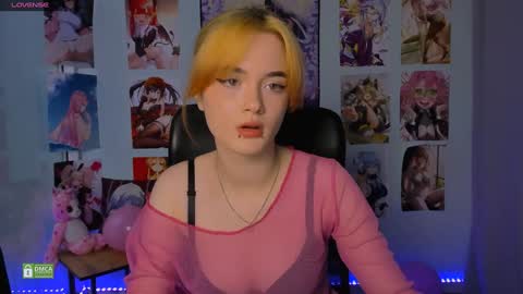 Snapshot of liana_kisses chatting on 02.05.25 Little Liana online show from 02.05.25