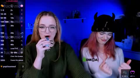 Snapshot of liana_kisses chatting on 10.03.25 Little Liana online show from 10.03.25