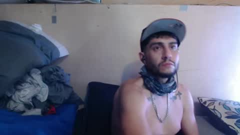 Snapshot of lickurlipz1 chatting on 02.08.25 lickurlipz1 online show from 02.08.25