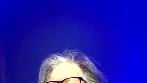 Snapshot of lickyouryoni chatting on 01.24.25 LickYourYoni online show from 01.24.25