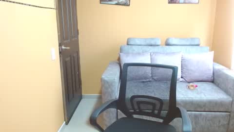 Snapshot of licy_klein chatting on 01.31.25 Isa online show from 01.31.25