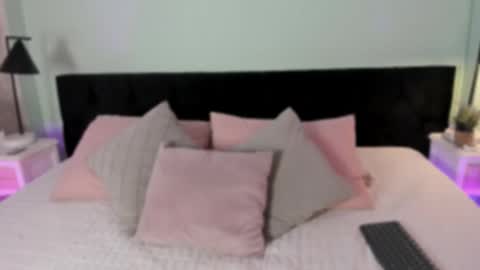 lily  online show from 10.17.25