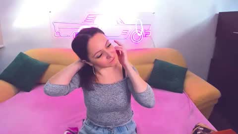 Snapshot of likaa_likaa chatting on 12.18.24 Lika online show from 12.18.24