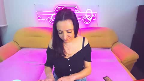 Snapshot of likaa_likaa chatting on 12.26.24 Lika online show from 12.26.24