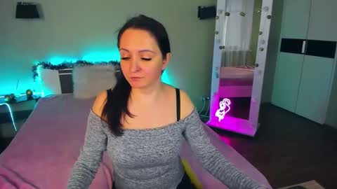 Snapshot of likaa_likaa chatting on 01.06.25 Lika online show from 01.06.25