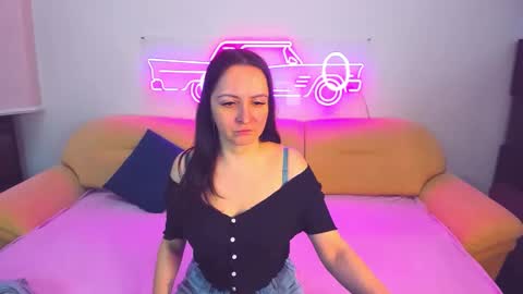 Snapshot of likaa_likaa chatting on 01.10.25 Lika online show from 01.10.25