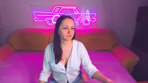 Snapshot of likaa_likaa chatting on 01.13.25 Lika online show from 01.13.25