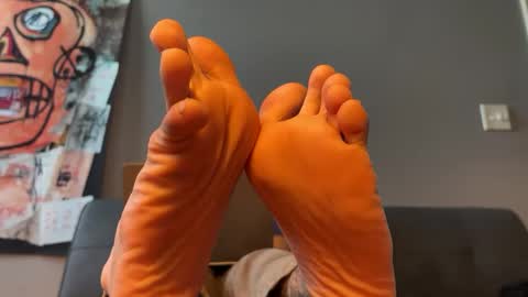 Snapshot of likeasnack chatting on 09.18.25 likeasnack online show from 09.18.25