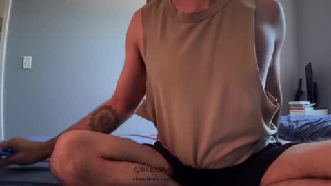 Snapshot of likeasnack chatting on 10.06.25 likeasnack online show from 10.06.25