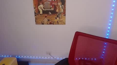 Snapshot of lil_lisaa chatting on 12.19.24 Lisaa online show from 12.19.24