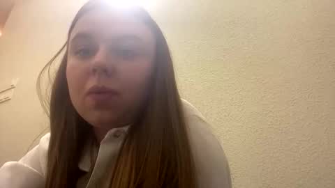 Lily online show from 09.27.25