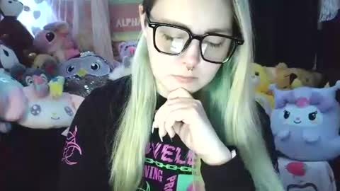 Snapshot of lilemmy1999 chatting on 02.03.25 emily ryanson online show from 02.03.25