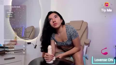 Snapshot of lili_candysex chatting on 09.11.25 Lili online show from 09.11.25