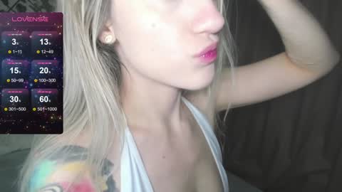 Snapshot of lilith_parker chatting on 12.22.24 Lilith Parker online show from 12.22.24