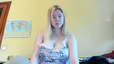 Lilly Depp online show from 10.08.25
