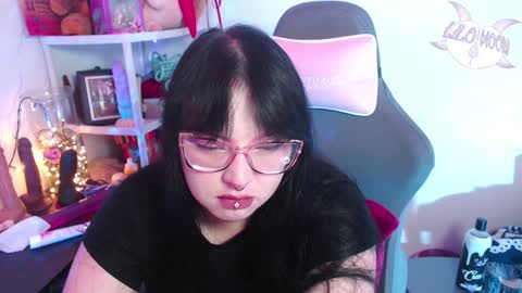 Snapshot of lilomoon69 chatting on 12.06.24 Lilo online show from 12.06.24