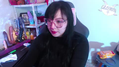 Snapshot of lilomoon69 chatting on 12.18.24 Lilo online show from 12.18.24