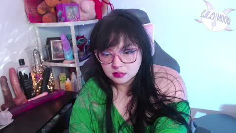 Snapshot of lilomoon69 chatting on 12.23.24 Lilo online show from 12.23.24