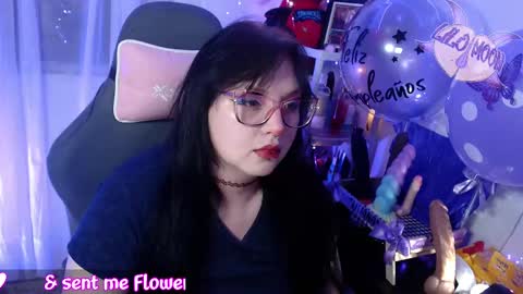 Snapshot of lilomoon69 chatting on 02.13.25 Lilo online show from 02.13.25