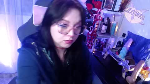 Snapshot of lilomoon69 chatting on 02.17.25 Lilo online show from 02.17.25
