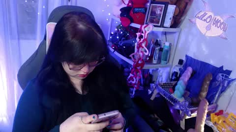Snapshot of lilomoon69 chatting on 02.18.25 Lilo online show from 02.18.25