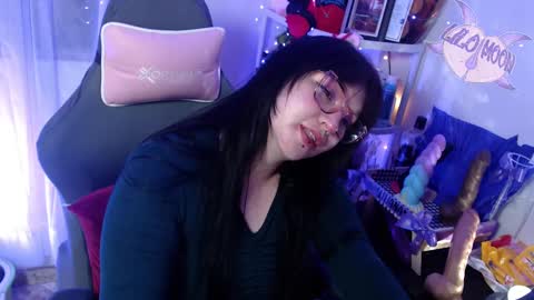 Snapshot of lilomoon69 chatting on 02.18.25 Lilo online show from 02.18.25
