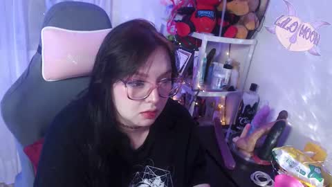Snapshot of lilomoon69 chatting on 03.12.25 Lilo online show from 03.12.25