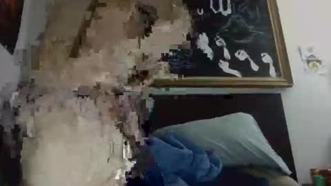 Snapshot of lily_elm chatting on 10.30.25 Lily Elm online show from 10.30.25