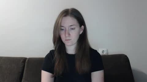 lily_love_x online show from 01.28.25