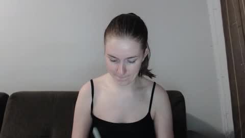 lily_love_x online show from 10.11.25