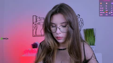 Lily online show from 09.22.25