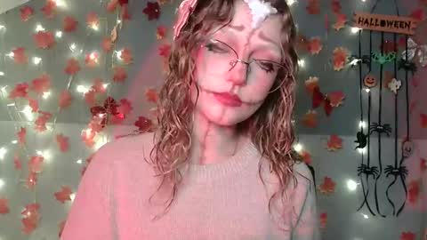 small lily online show from 10.21.25