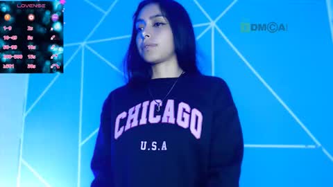 Snapshot of lilylouisee_ chatting on 10.16.25 Liliana louise online show from 10.16.25