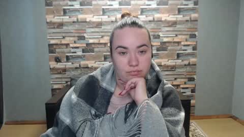 Snapshot of limalagris chatting on 01.26.25 busty princess online show from 01.26.25