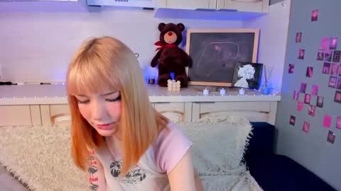 Snapshot of lina_blueeyed chatting on 01.31.25 Lina blueeyed    GMT3 1100-1700 Mon Wed Thu Sat Sun online show from 01.31.25