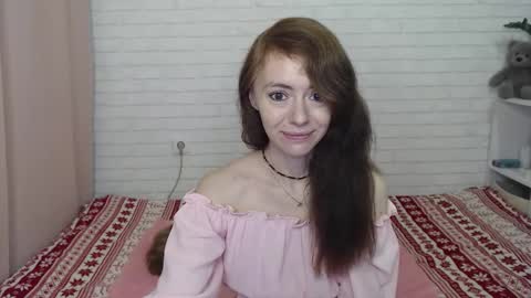 Snapshot of lina_rouge_ chatting on 10.16.25 Lina Rouge online show from 10.16.25