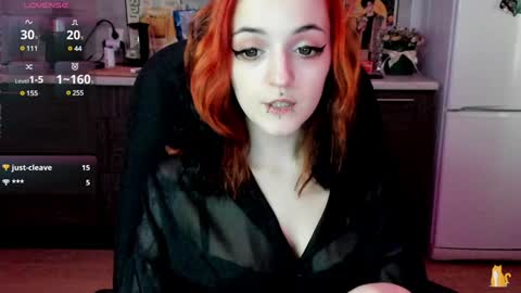 Snapshot of lina_tyaan chatting on 12.11.24 Lina 3  1715622743 online show from 12.11.24
