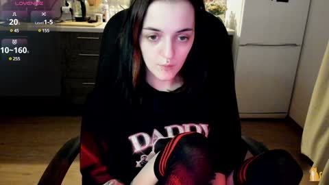 Snapshot of lina_tyaan chatting on 12.23.24 Lina 3  1715622743 online show from 12.23.24