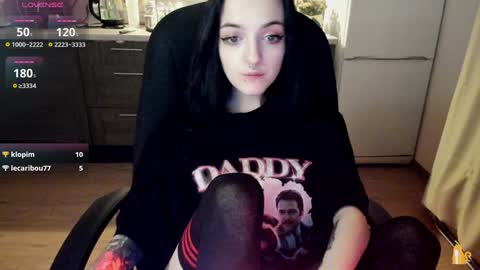 Snapshot of lina_tyaan chatting on 12.26.24 Lina 3  1715622743 online show from 12.26.24